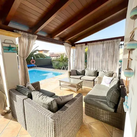 Villa Velas *