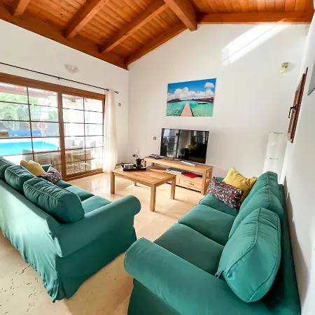 Velas Vila Corralejo